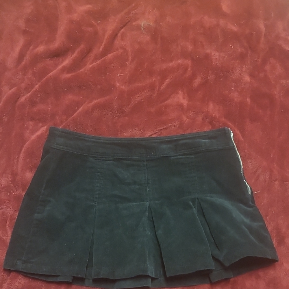 Forever 21 Black Mini Skirt with Pleats